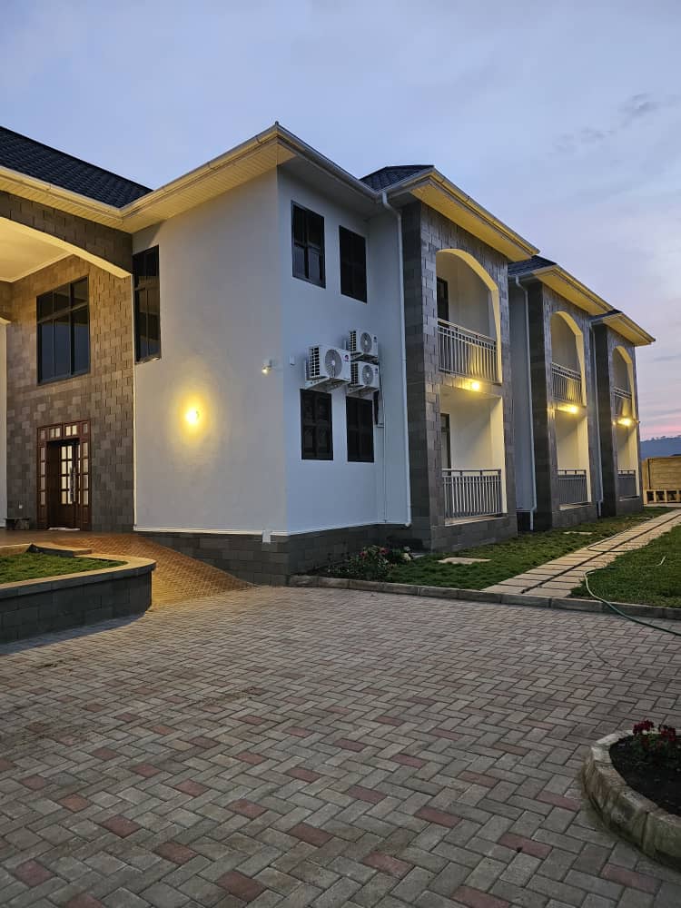 Nyumbani Peak property view 2